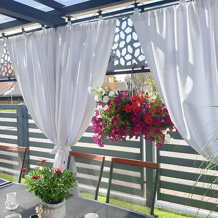 1 Bedroom Beautiful In Łeba