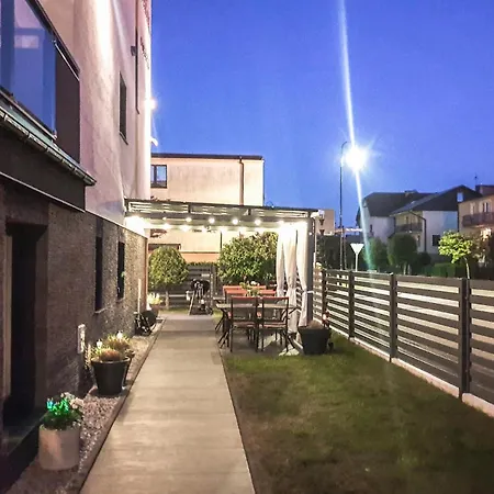 1 Bedroom Beautiful In Апартаменты *